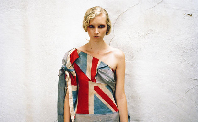 Fashioning-the-Future-awa-001 Fashioning-the-Future-awa-001