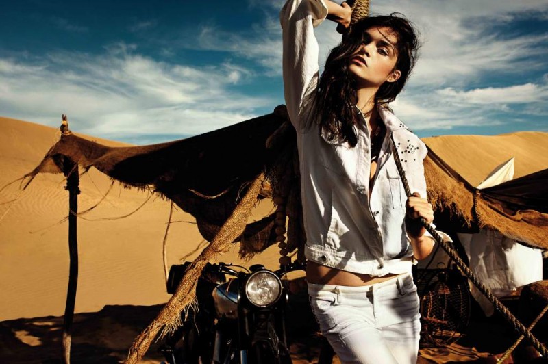 STRADIVARIUS-19228-1b