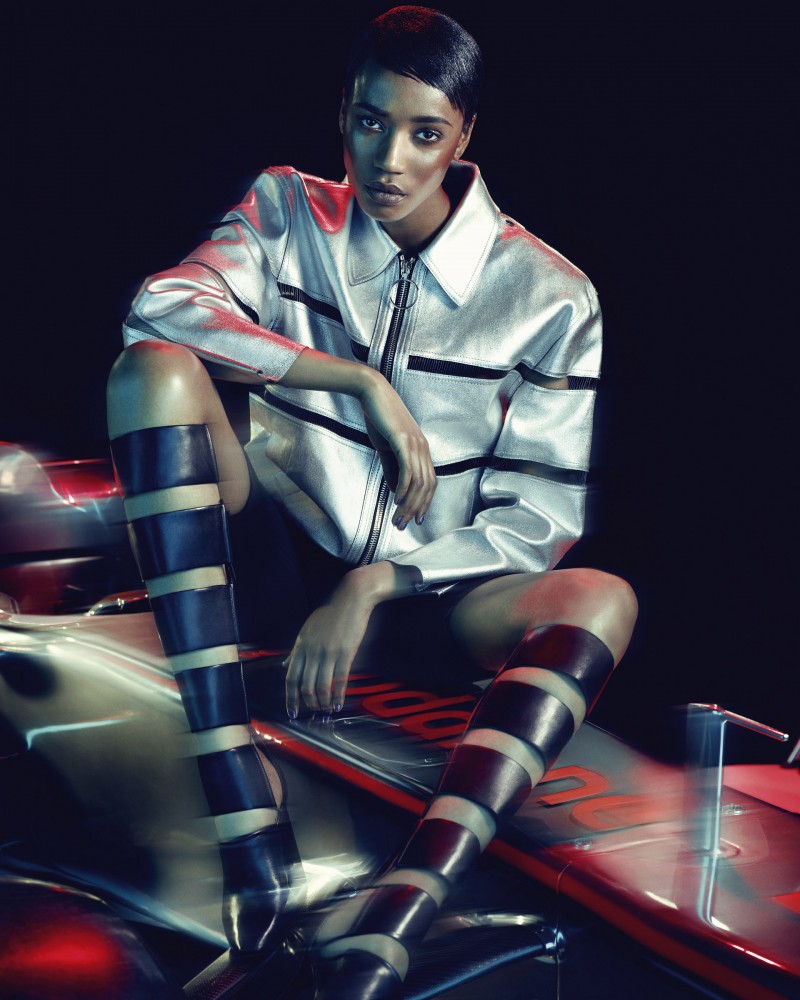 Driving_Miss_Racy_03