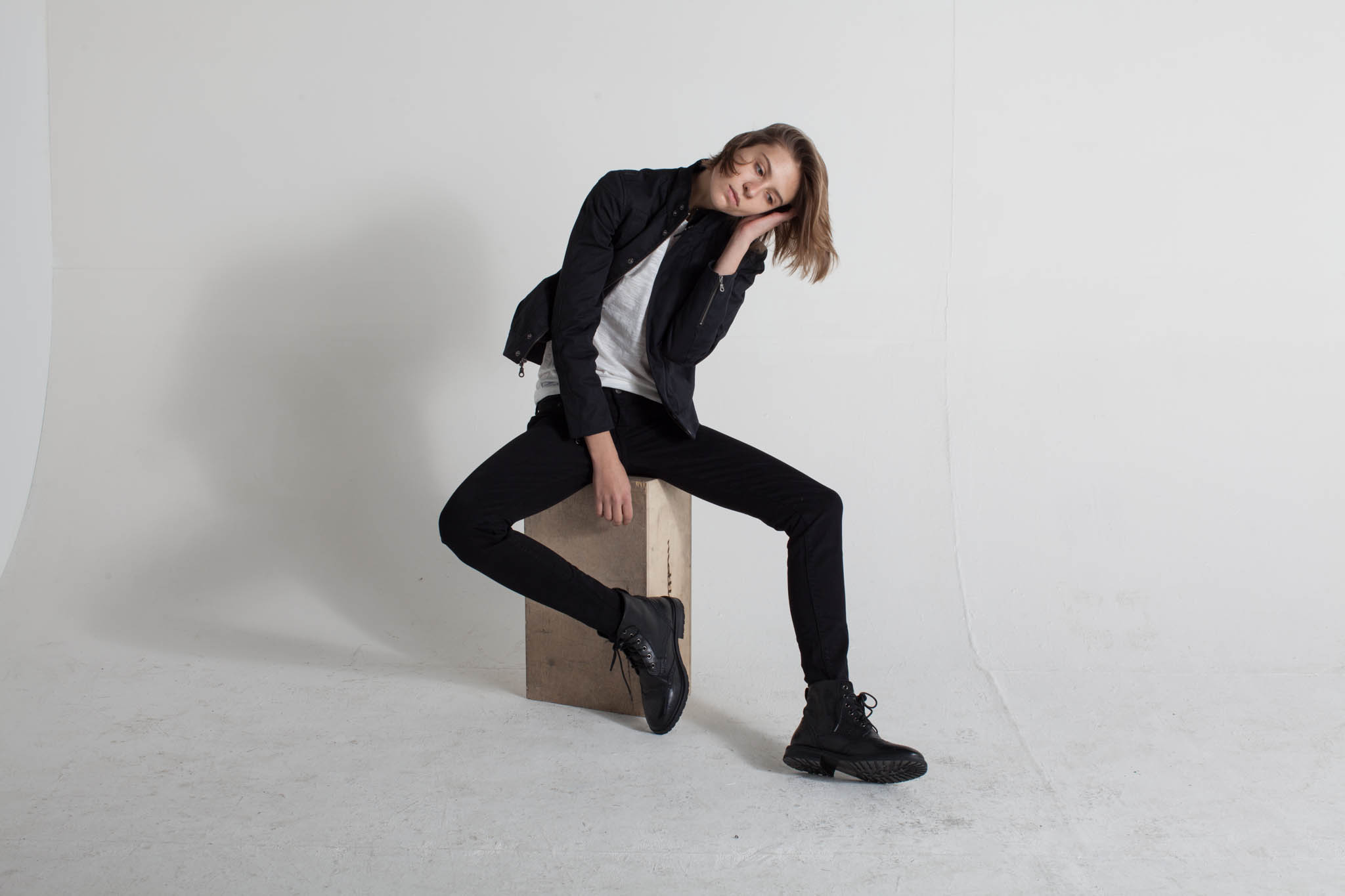 Bridge_and_Burn_bomber_edit_014