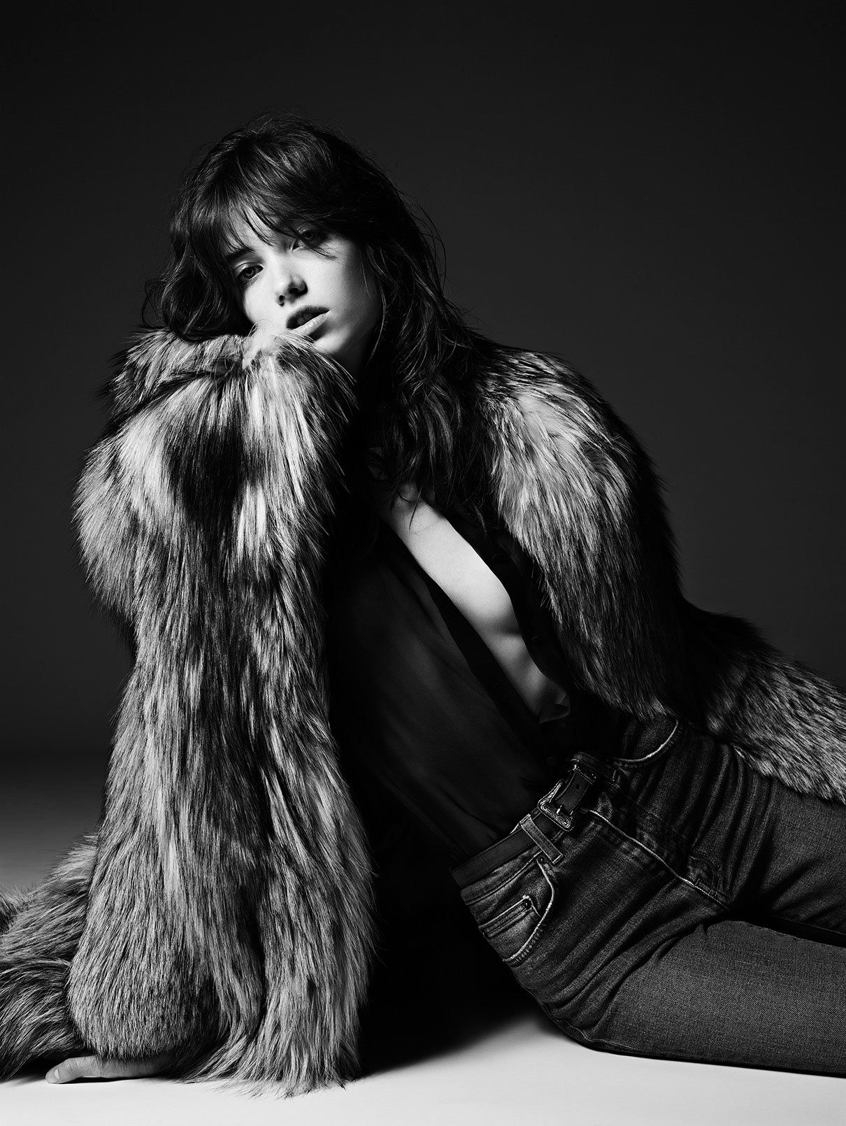 grace-hartzel-by-hedi-slimane-for-saint-laurent-pre-fall-2014-35