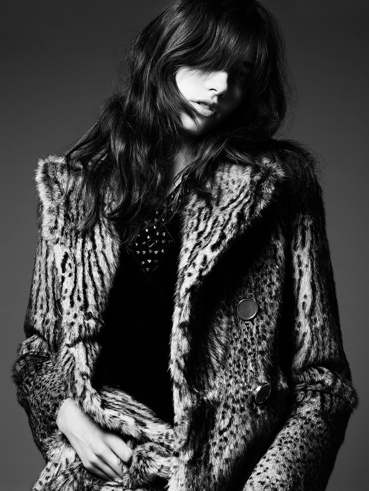 grace-hartzel-by-hedi-slimane-for-saint-laurent-pre-fall-2014-41