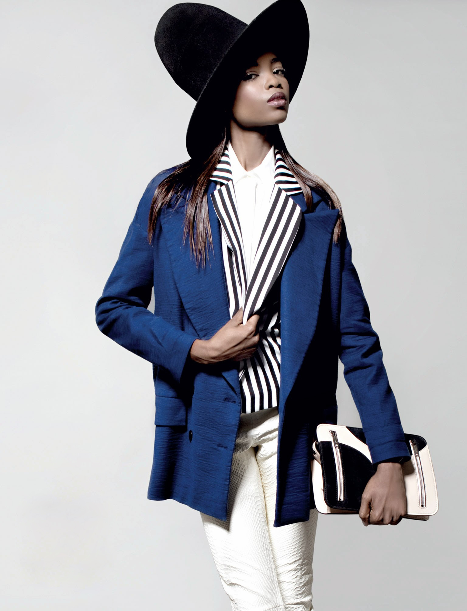 maria-borges-by-rui-aguiar-for-vogue-portugal-april-2014-2