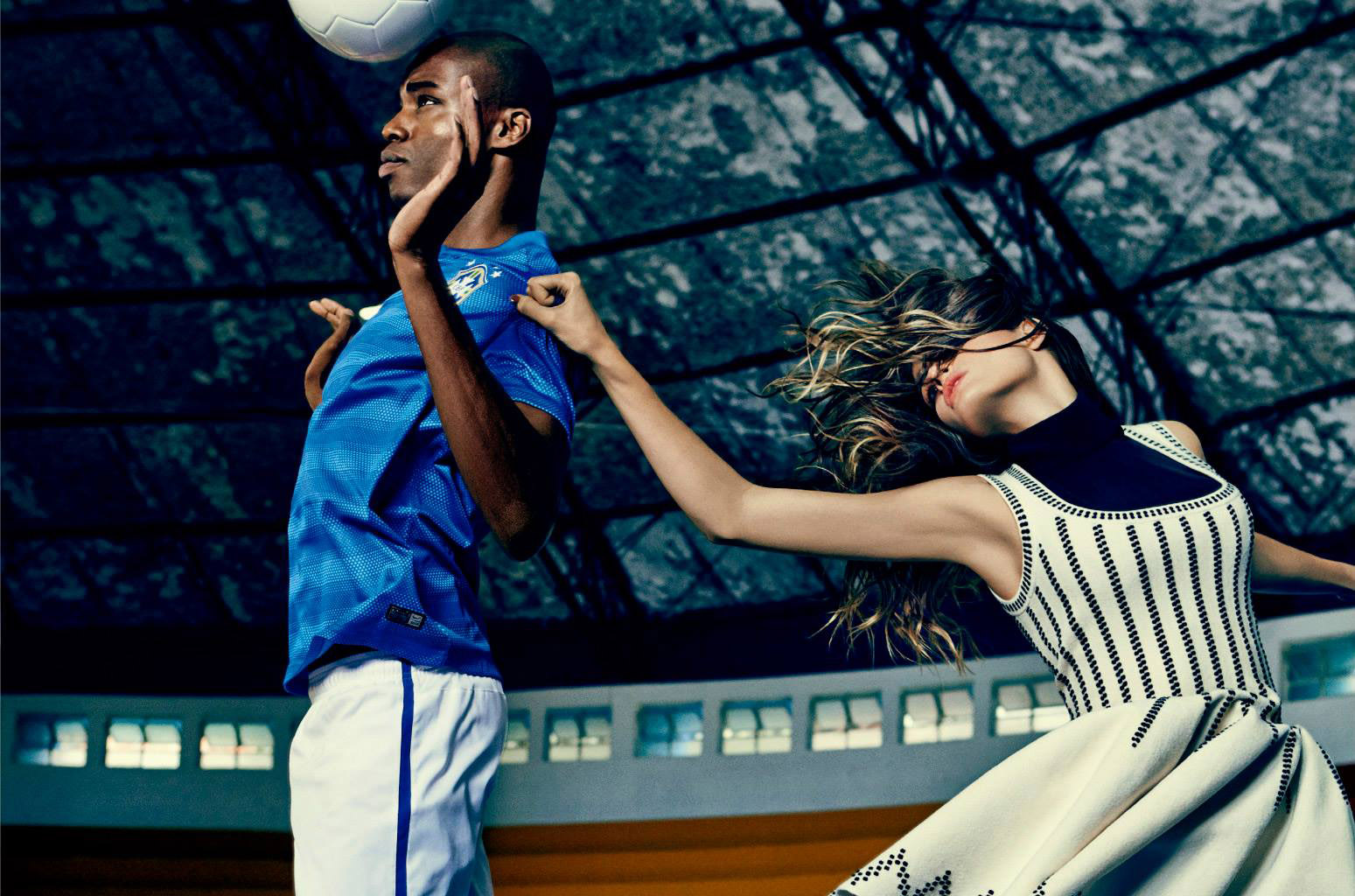 isabeli-fontana-by-fabio-bartelt-for-harper_s-bazaar-brazil-june-2014-cover