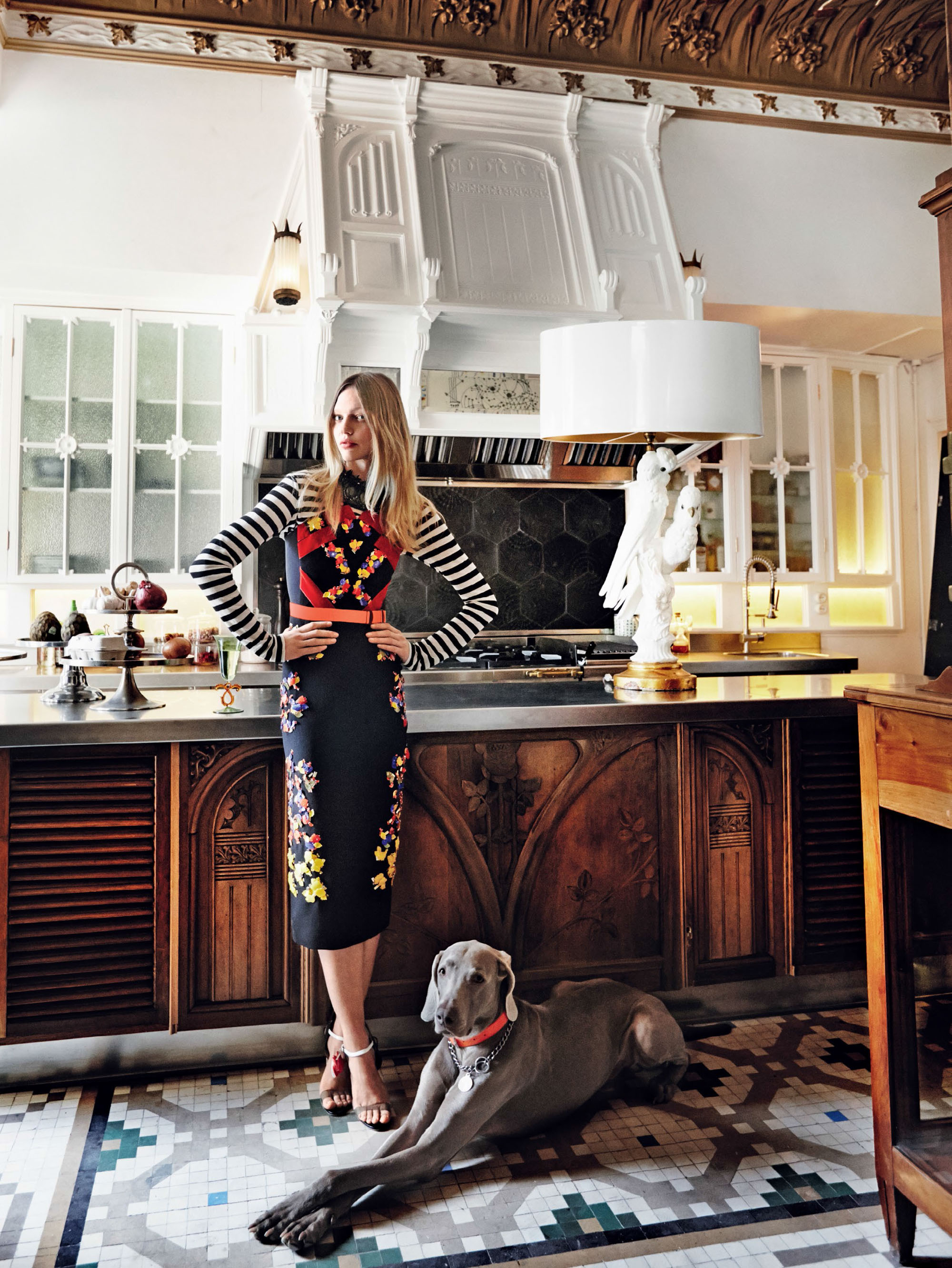 sasha-pivovarova-james-blake-by-mario-testino-for-vogue-us-may-2014-7