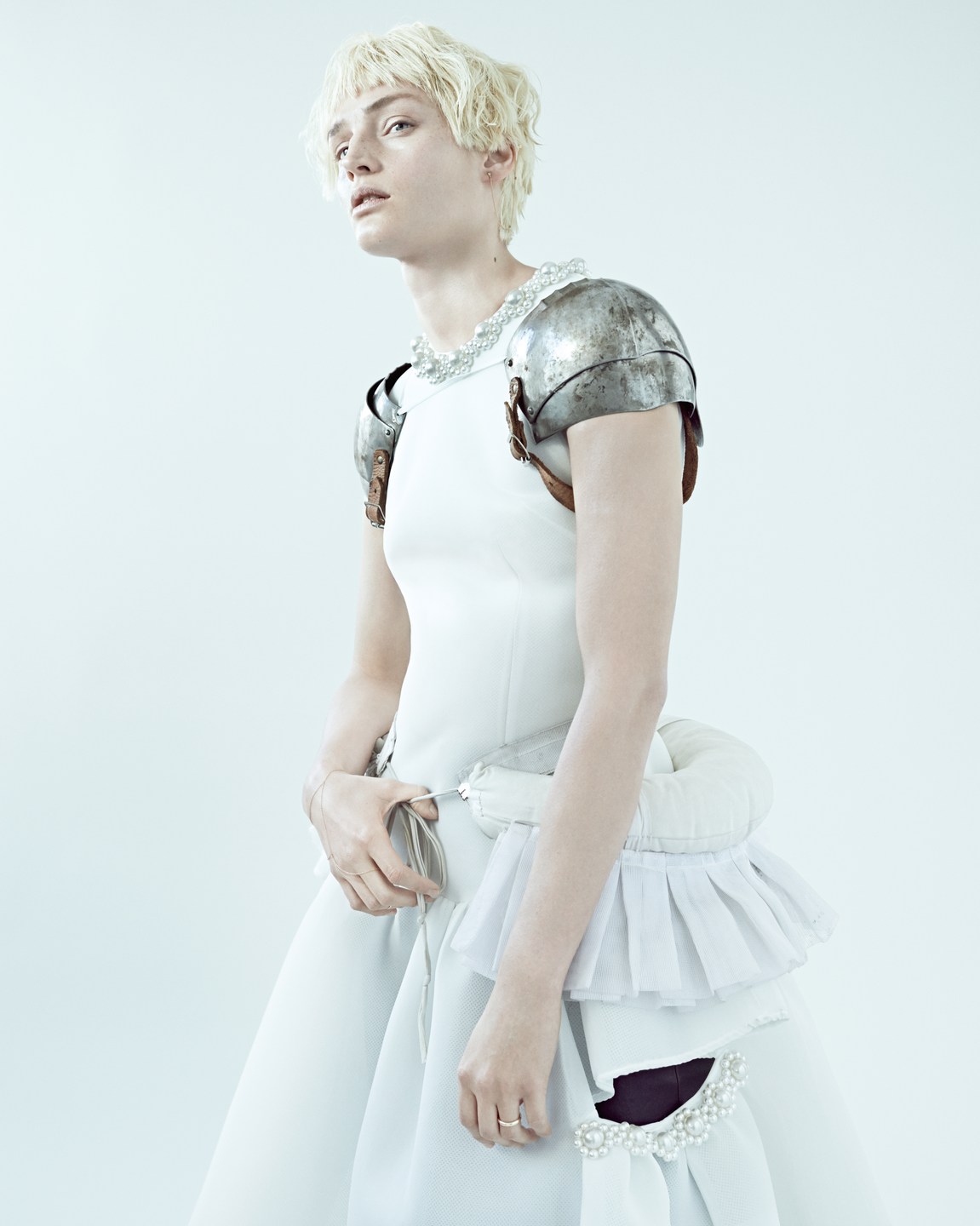 vivien-solari-by-scott-trindle-for-twin-magazine-10-spring-summer-2014-10