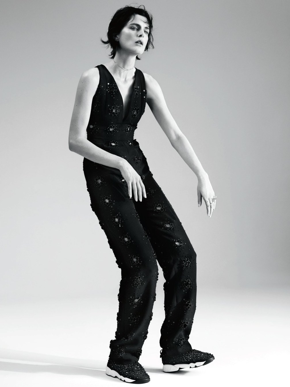 stella-tennant-by-willy-vanderperre-for-dior-magazine-6-4