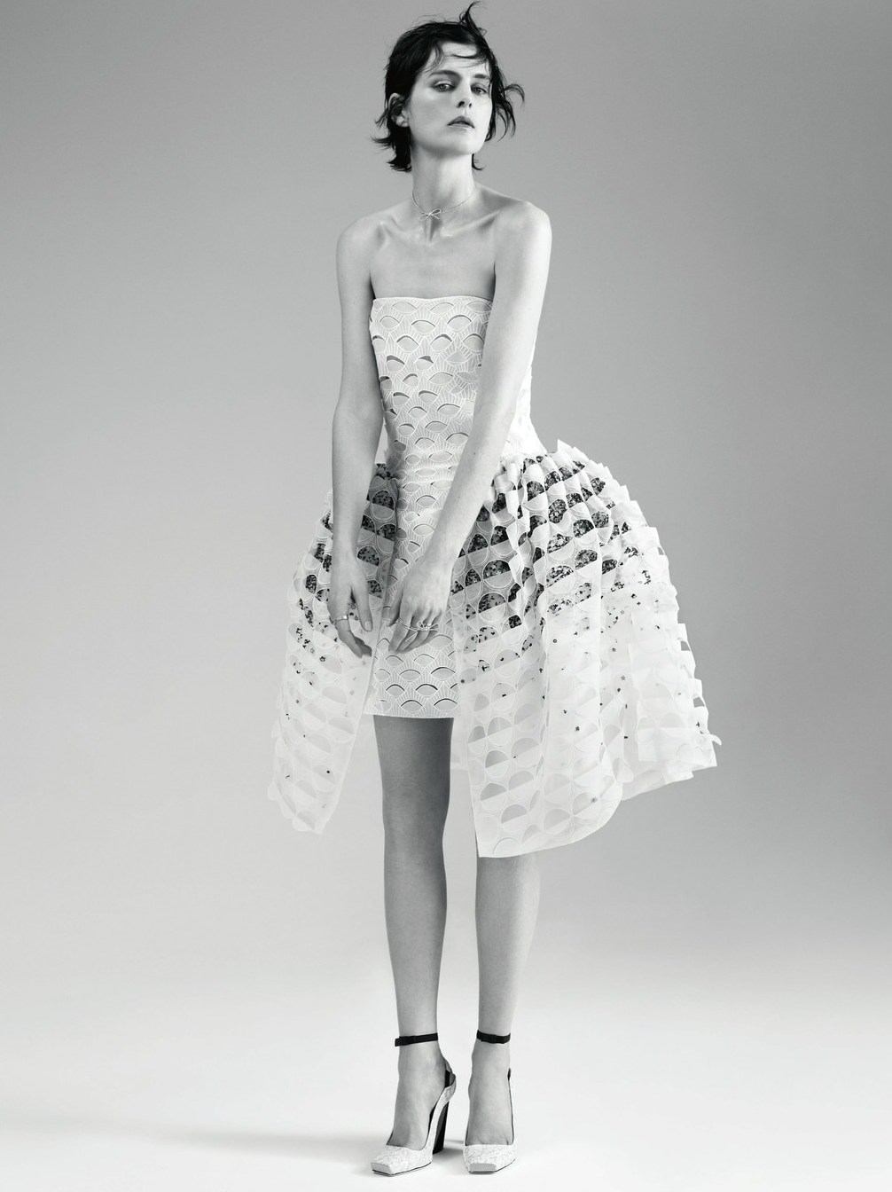 stella-tennant-by-willy-vanderperre-for-dior-magazine-6-5