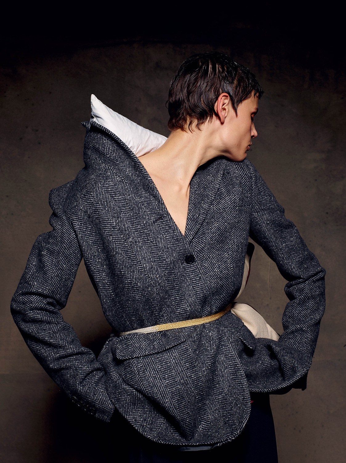 saskia-de-brauw-by-julien-d_ys-for-cr-fashion-book-5-10