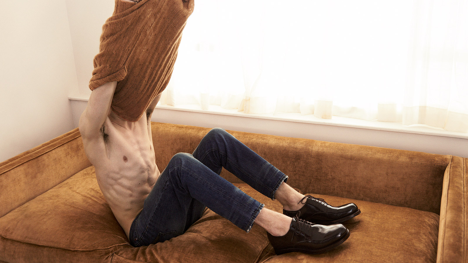 alexandra-elizabeth-julia-hafstrom-by-glen-luchford-for-gucci-pre-fall-2015