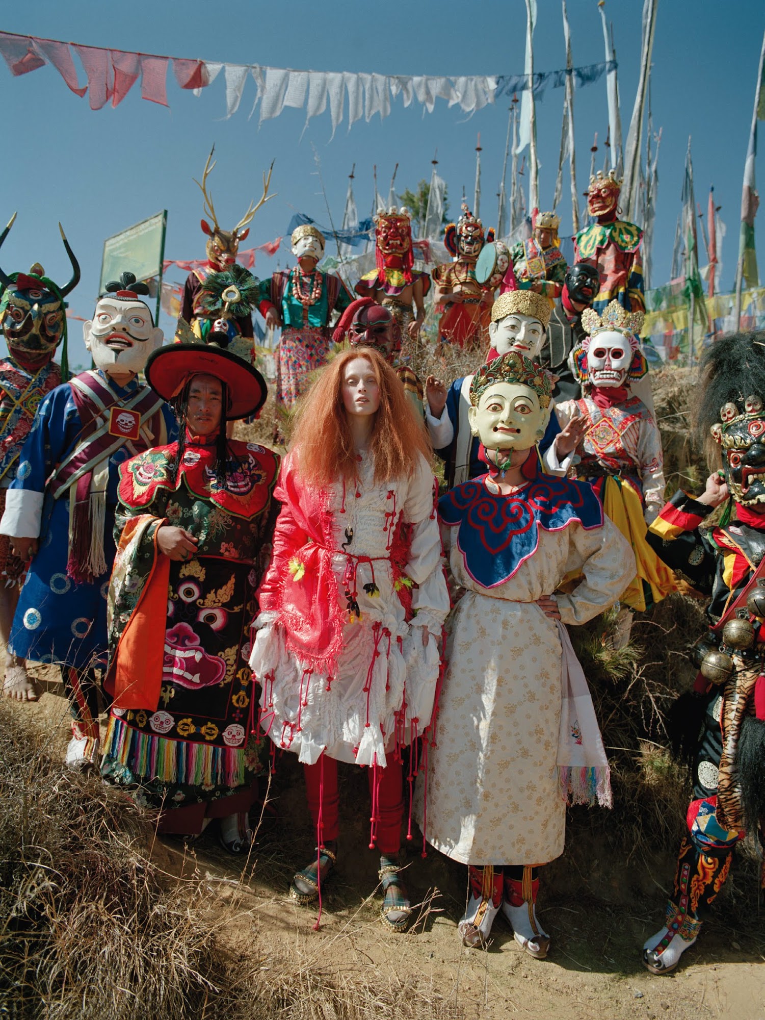 karen-elson-by-tim-walker-for-vogue-uk-may-2015-1