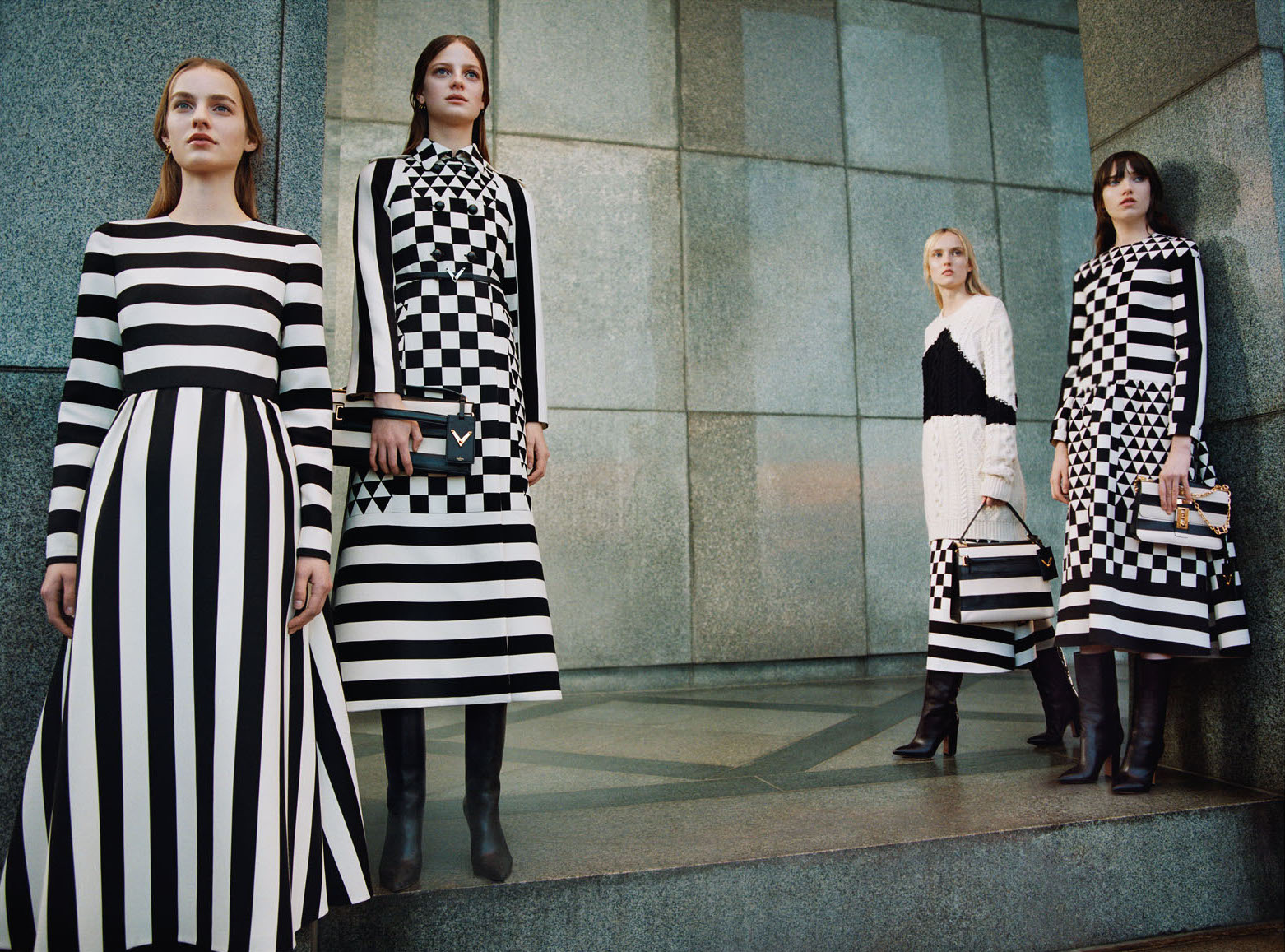 Valentino-fall-winter-2015-2016-01