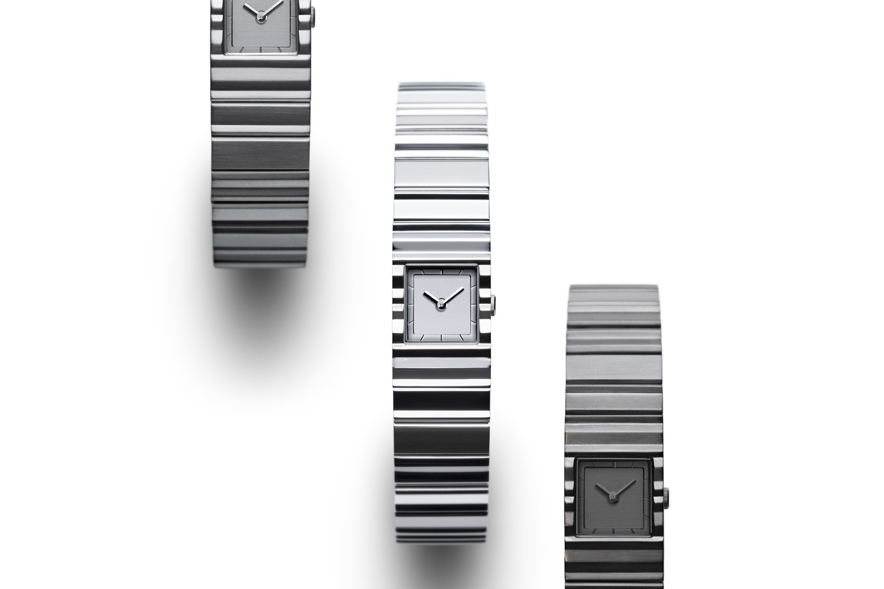 domus-03-tokujin-v-watch