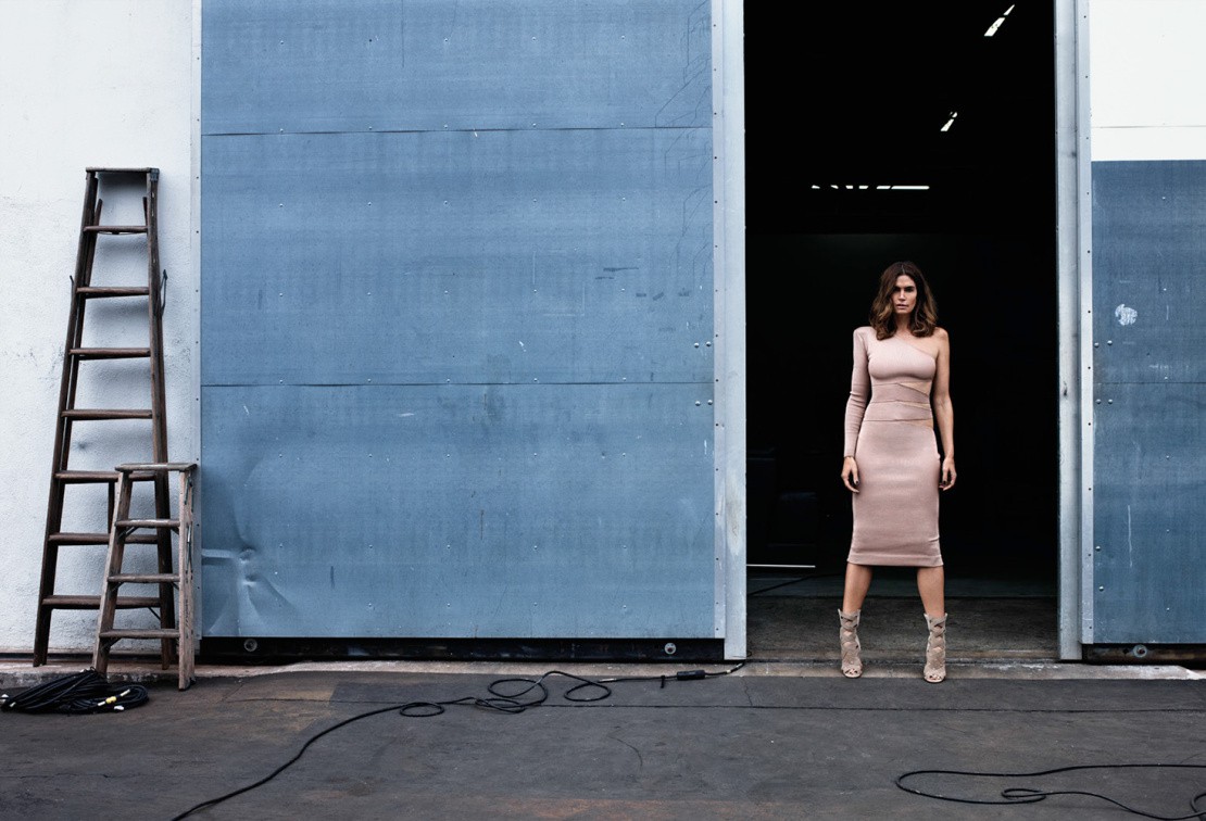 cindy-crawford-by-bryan-adams-for-zoo-magazine-springsummer-2016-3