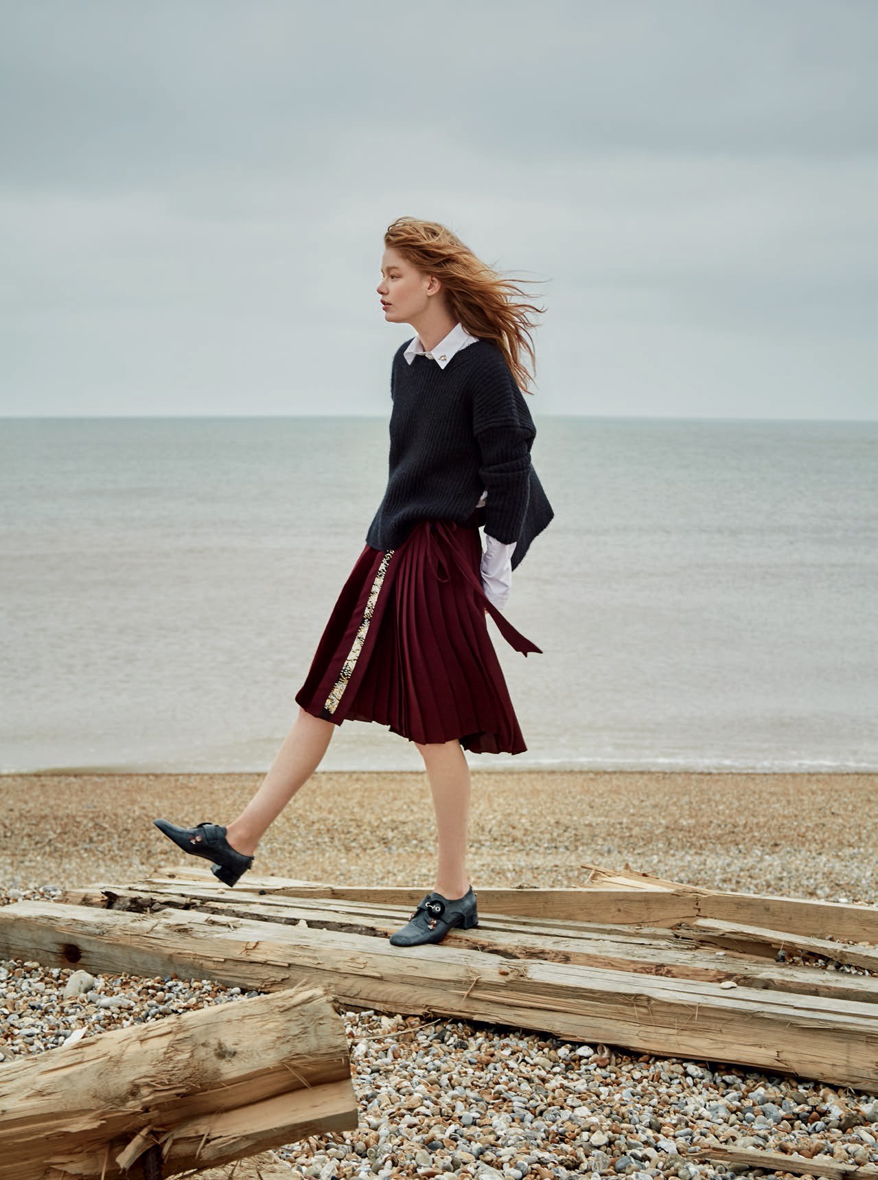 Harpers_Bazaar_UK-July_2016-Hollie_May_Saker-by-Agata_Pospiezynska-06