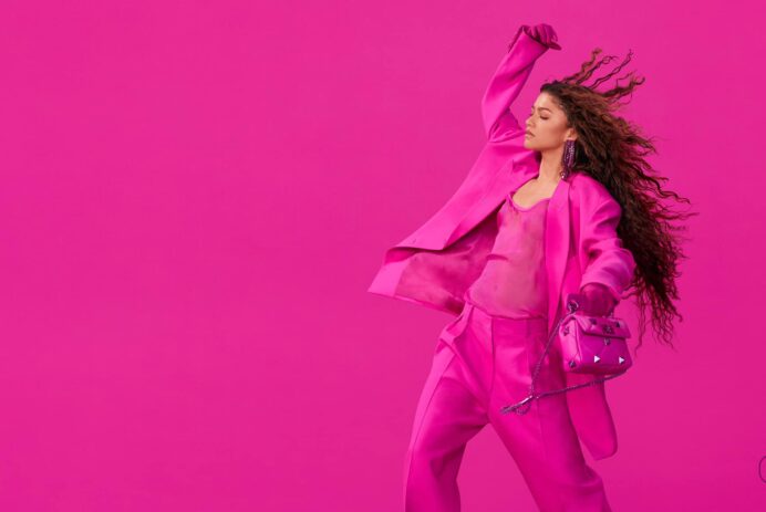 Valentino-pink-pp-Fall-2022-Ad-Campaign-001