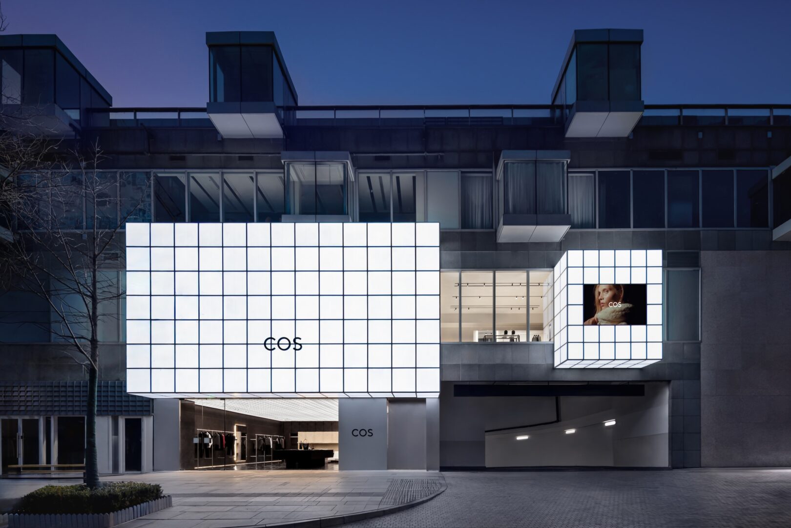 cos-beijing-sanlitun-flagship-store